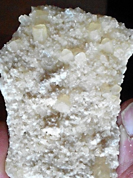 Calcit,Klinoptilolith WinklarnRSCN2311.JPG