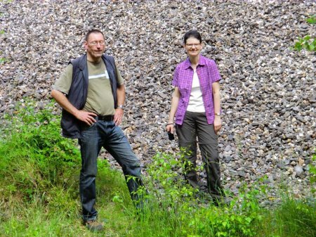 _Treffen_Friedrichssegen_Norbert und Frau vor Halde_25.5.14_1a.JPG