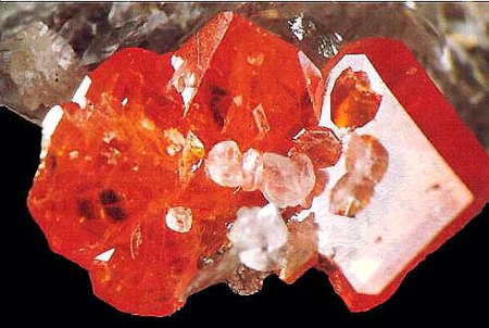 Wulfenit_Geronimo_Mine_Frisco_Peter.jpg