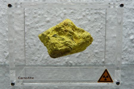 carnotite.jpg