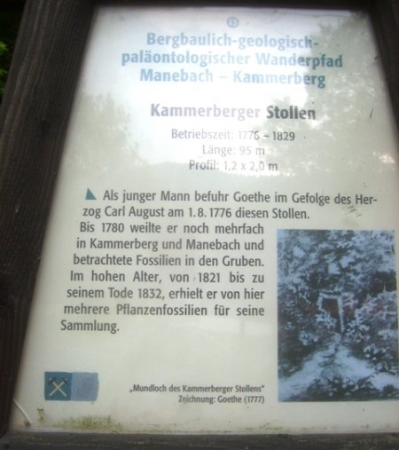 Hinweistafel zur Geschichte.JPG