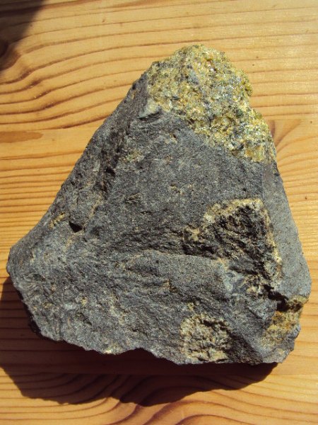 Basalt mit Knubbel 006.JPG