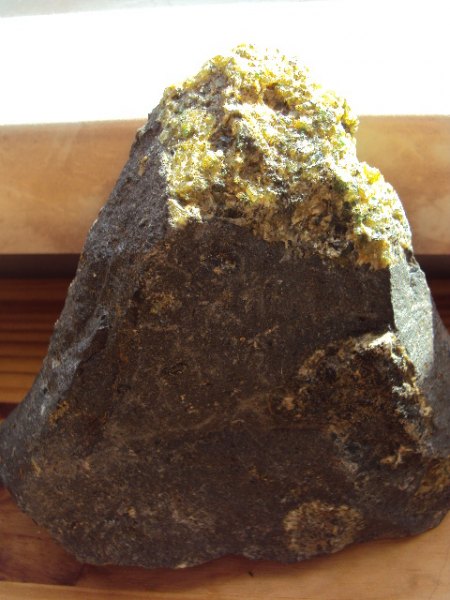 Basalt mit Knubbel 005.JPG
