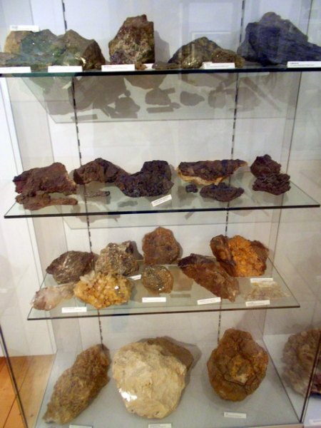 Bayerland-Vitrine StiftlandmuseumDSCN5754.JPG