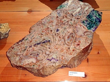 Fluorit Bach,DonauDSCN6451.JPG