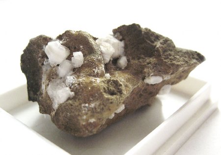 _Gmelinit xx Zeolith-Gruppe_KS_Zeilberg_Maroldsweisach_Coburg_Nordbayern_Peter.jpg