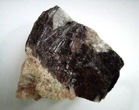 Fluor-Schörl xx_HS_Steinberg_Zschorlau_Schneeberg Distr._Erzgebirge_Sachsen_Peter.jpg