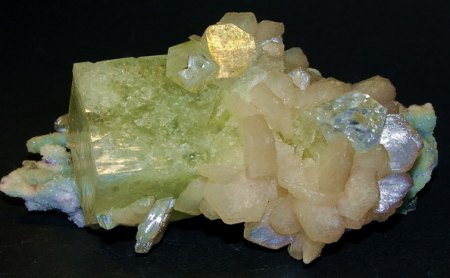 grüner Apophyllit.jpg
