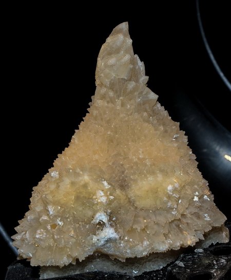 Calcit, Steinbruch Gumpoldskirchen NÖ (3).jpg