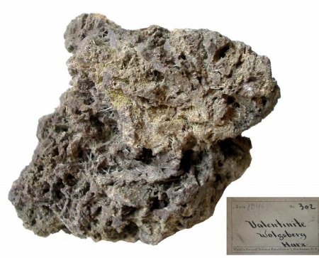 Valentinit (Wolfsberg).jpg