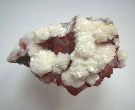 Calcit auf Quarz_Kupferkies_Wushan_Jiangxi_China_Peter_1b.jpg