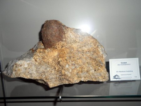 Granat Miesbrunn VordernbergDSCN2066.JPG