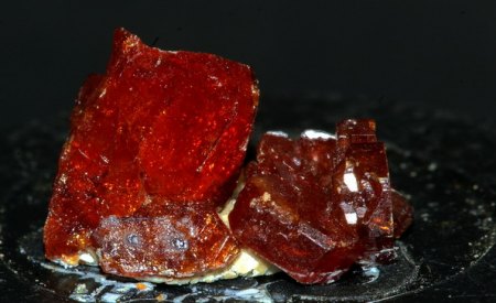 Vanadinit (2).jpg
