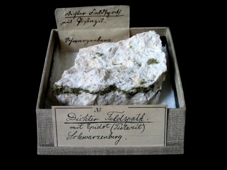 Epidot (Schwarzenberg).jpg