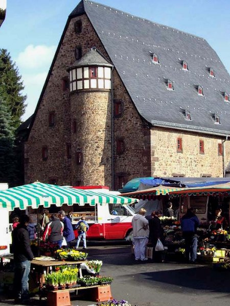 _Marburg_Markttag_8.3.08_Peter.JPG