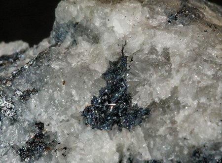 Antimonit, Tafgout-.jpg