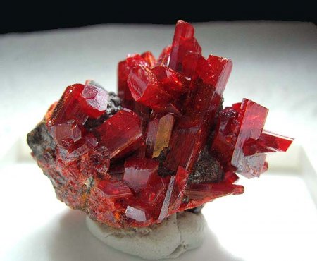Kristallform_prismatisch_Realgar_Peter.jpg