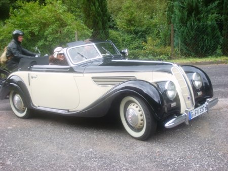 S6000025.JPG