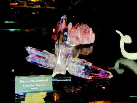 Quarz, Amethyst    F  Amatitlan, Guerrero-Mexiko.JPG