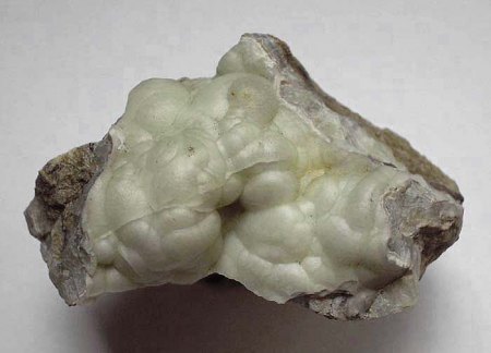Carbonat-Fluorapatit_Varietät Staffelit_Staffel_Limburg_Hessen_Peter_1b.JPG