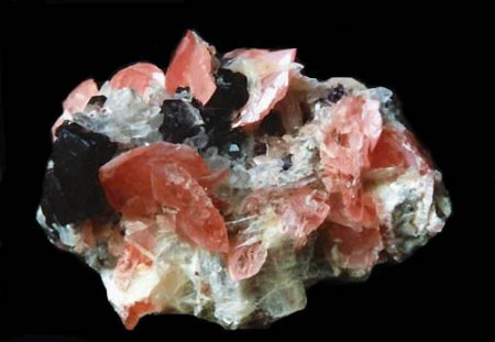 Rhodochrosit_Bertrandit_Fluorit_Kounrad_1b_Peter.jpg