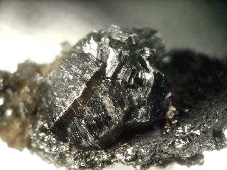 Nikischerit_Huanuni_Mine_Dalece Prov._Oruro_Bolivien_Peter.jpg