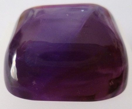 Amethyst brasil. Rechteck 30x28x15 mm Cabochon 109 ct.JPG