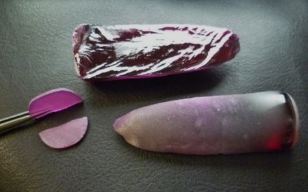 dünn gesägte Platten aus Halbbirne synthetisch Korund Rubin nach Verneuil als Vorbereitung zum Schleifen von Uhrenlagersteine l.JPG