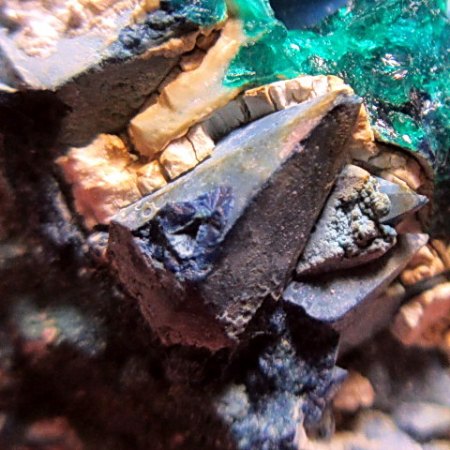 Shattuckit-Pseudomorphose nach Calcit Katanga,Kongo.JPG