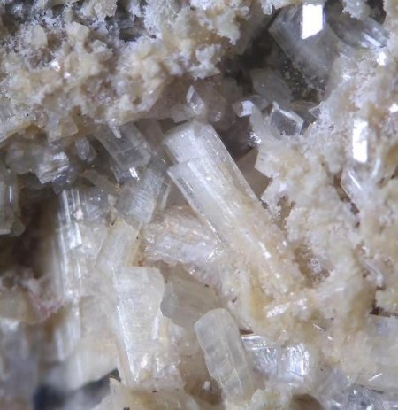 Paravauxit - Siglo XX Mine, Llallagua, Bolivien.jpg