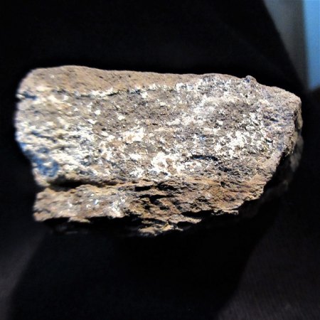 Ferrierit-NH4 Grube Alexander Doly Bilina-CZ.JPG