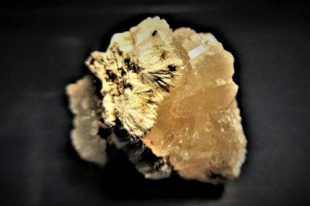 Xonotlit,Apophyllit Wessels Mine,Kalahari Manganfield,Südafrika.JPG