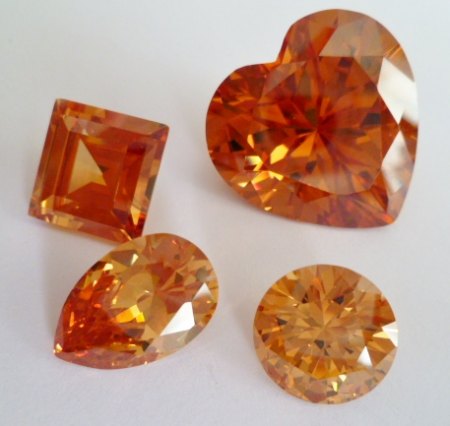 Cubic Zirconia hellbraun.JPG