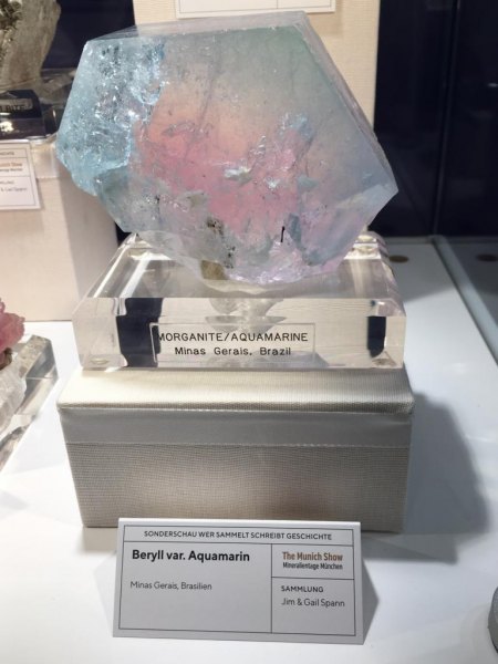 Aquamarin Morganit_Minas Gerais.JPG