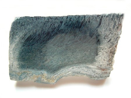 _Magnesioriebeckit bzw. Rhodusit_polierte Platte 17x12x2 cm_Dzhezkazgan_Kasachstan_Peter.jpg
