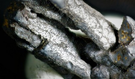 Manganomelan(Wad auf Pyrolusit)