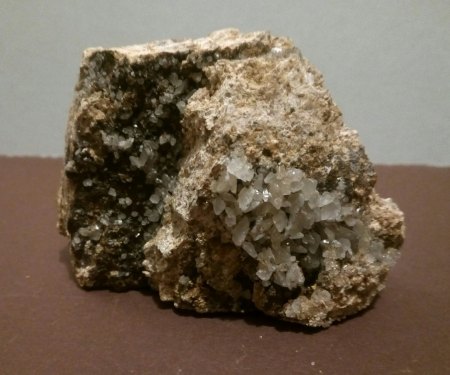 Calcit auf Sandstein