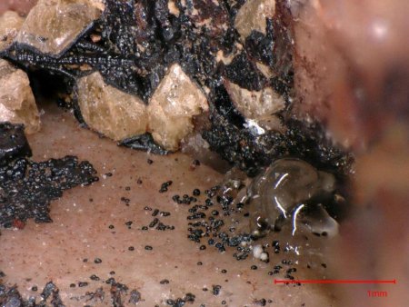 Hyalit (Opal-AN) mit Zirkon China