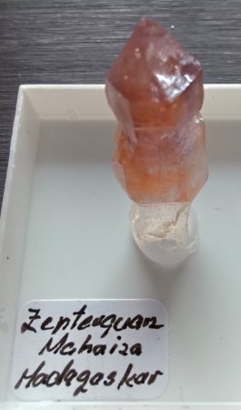 Zepterquarz Madagaskar - Mahasoa Betroka Anosy oder Mahaiza Betafo Vàkinankàratra?