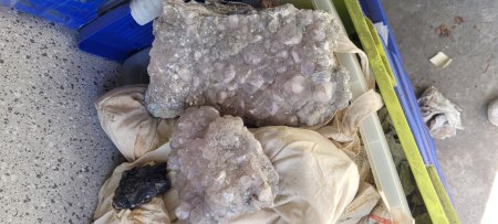 Ungewöhnliches Erbe: Eine Garage voll Mineralien, Steinen und Fossilien - Hilfe!