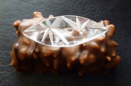 Weihnachtsgrußedelsteinpraline - Foto © Zirkonia/Inge