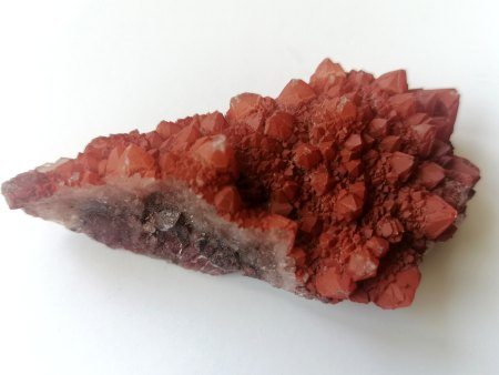 Rauchquarz mit Hämatitüberzug