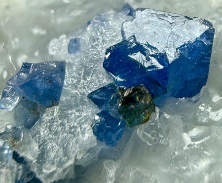 Binghamit und seine steinigen Mitbewohner