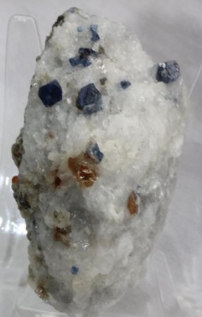 Binghamit und seine steinigen Mitbewohner