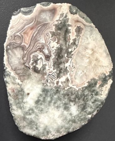 Binghamit und seine steinigen Mitbewohner