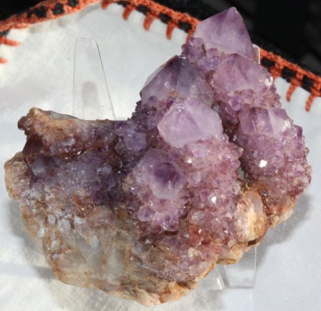 Binghamit und seine steinigen Mitbewohner