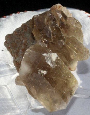 Binghamit und seine steinigen Mitbewohner