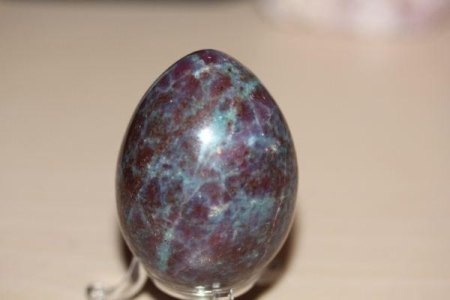 Binghamit und seine steinigen Mitbewohner