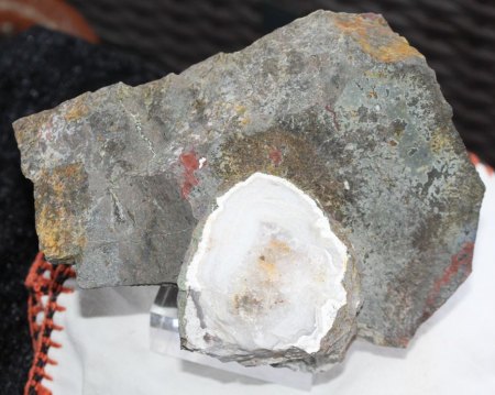 Mineralien von unbekannten Fundorten