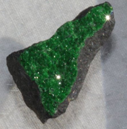 Binghamit und seine steinigen Mitbewohner